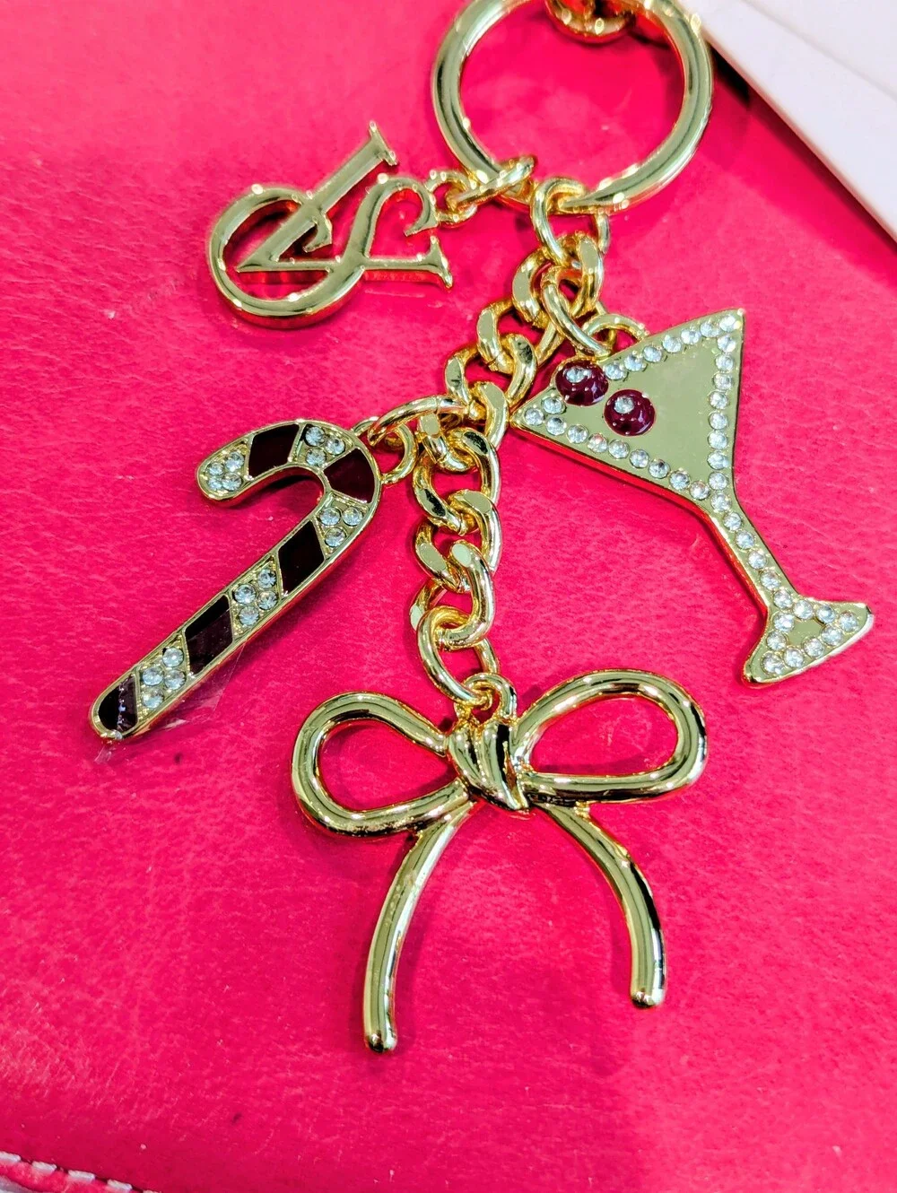 🆕 VICTORIA'S SECRET Holiday Festive Gold Tone Key Ring/Bag Charms
